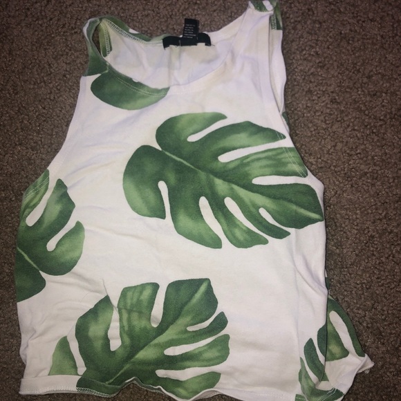 cropped tank tops set - Picture 3 of 3